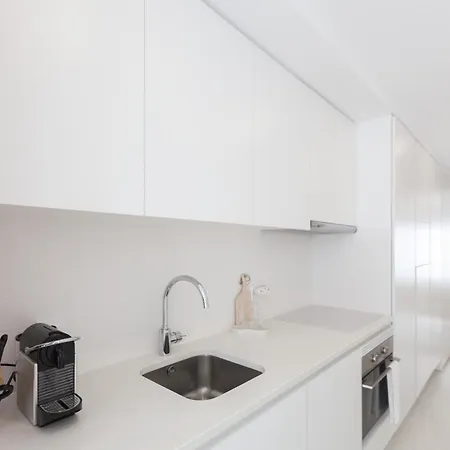 Flh Portas Do Sol White Design Flat アパート