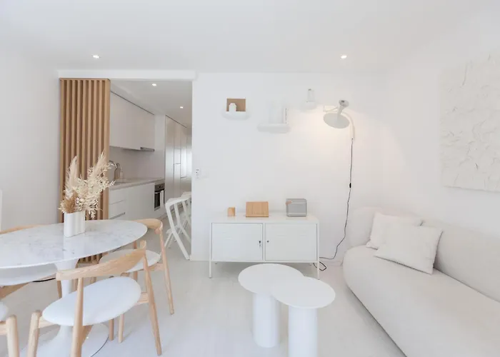 Flh Portas Do Sol White Design Flat * Lisboa